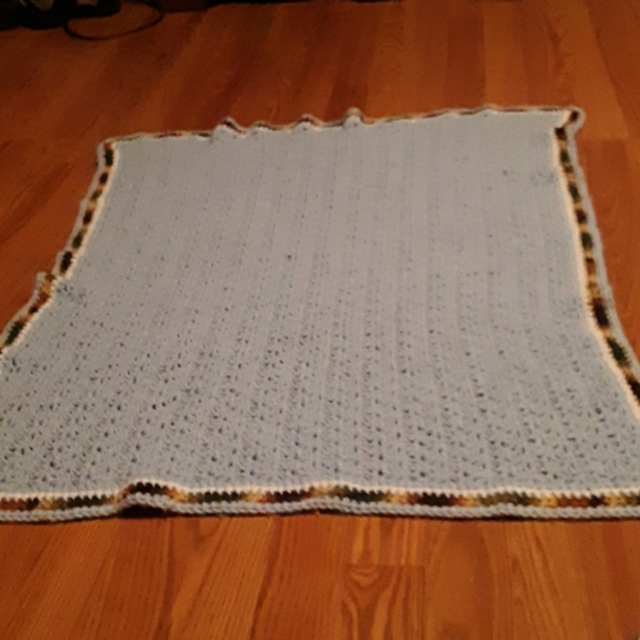 Crochet baby blanket - Picture 1 of 1